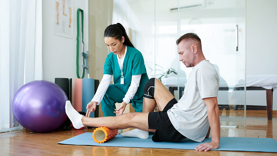 Rehabilitáció és terhelhetőség térdműtét után